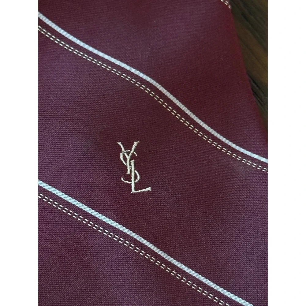 Yves Saint Laurent Necktie Mens One Size Burgundy Excellent Striped Silk Tie